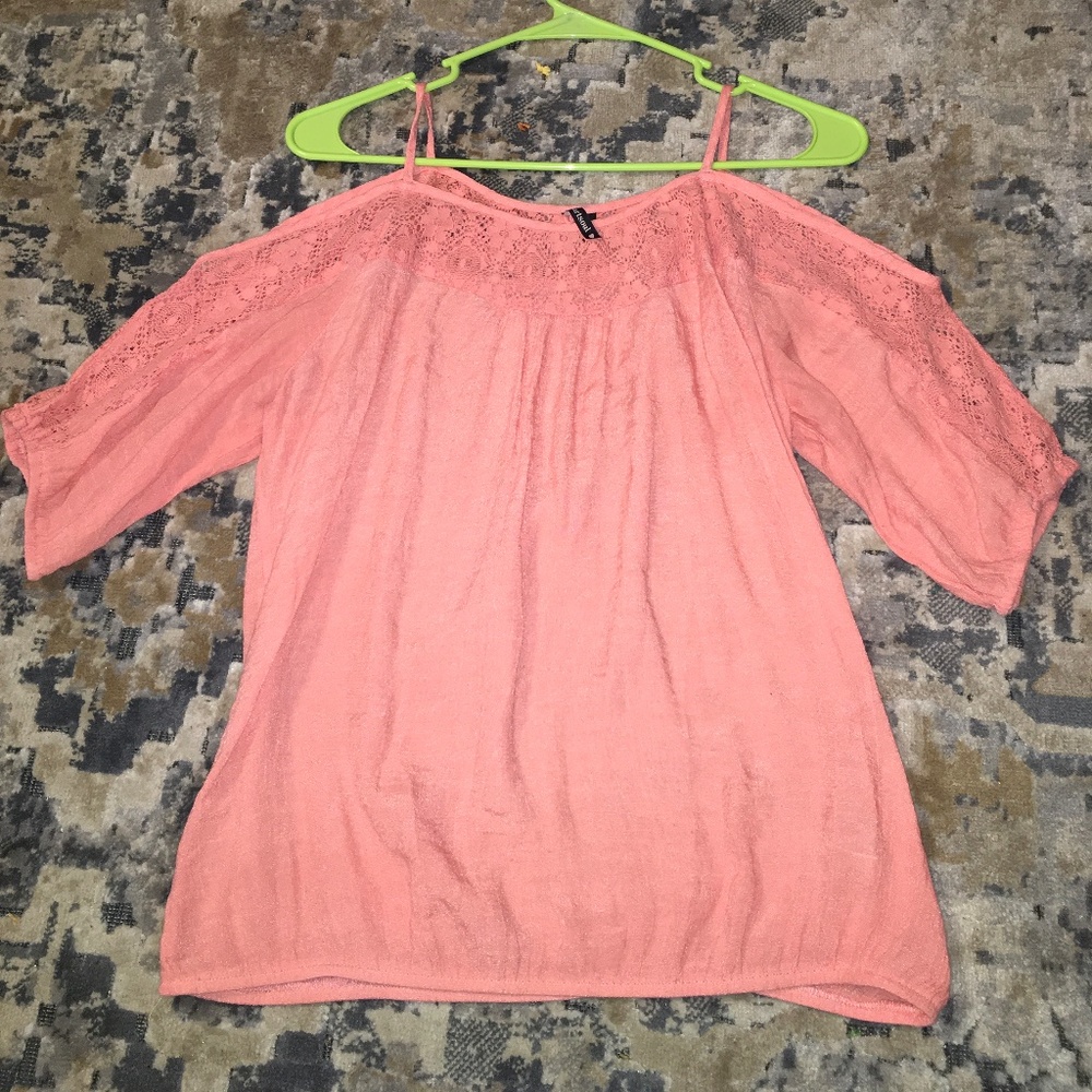 Size medium Color pink